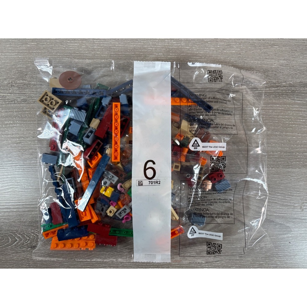 LEGO Friends The Apartments 10292 Replacement Bag 6 Monica Geller Minifigure NEW